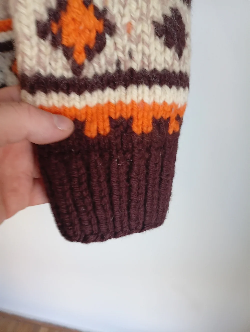 Vintage 50's 60's Handmade Cowichan Style Curling Sweater Small Boho Cottagecore - Picture 10 of 17